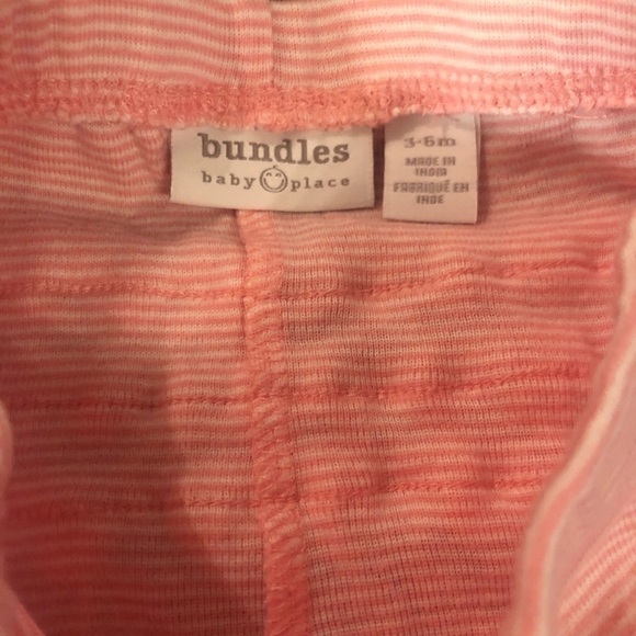 Bundles Outfit Onesie and Footed Pants - Picture 8 of 9